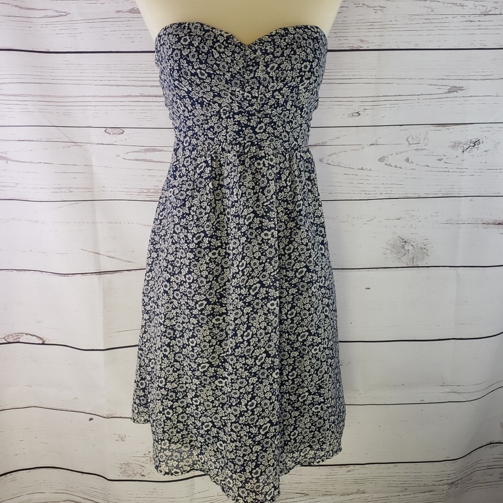 Forever 21 Navy and White Strapless Floral Sundress